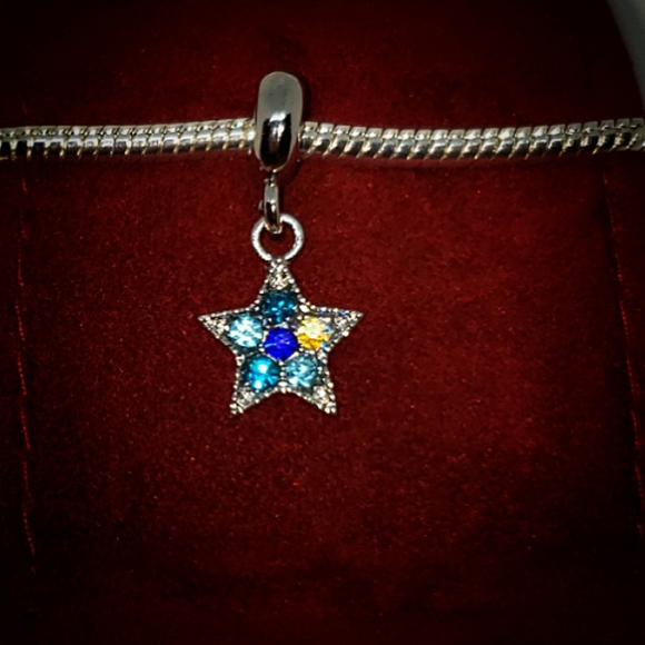 Charm - Picture 1 of 1